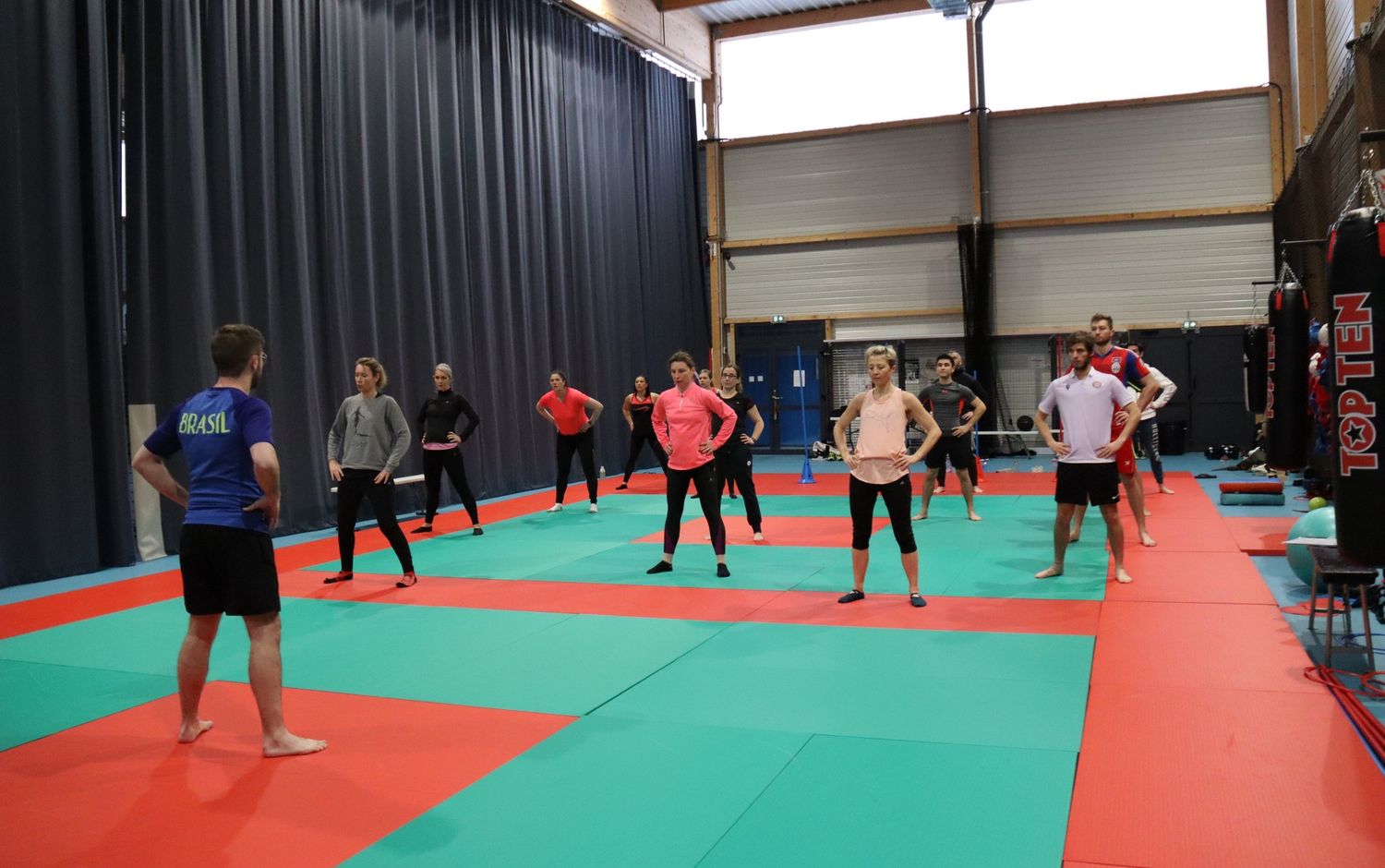 Une séance de taïso en cours au dojo